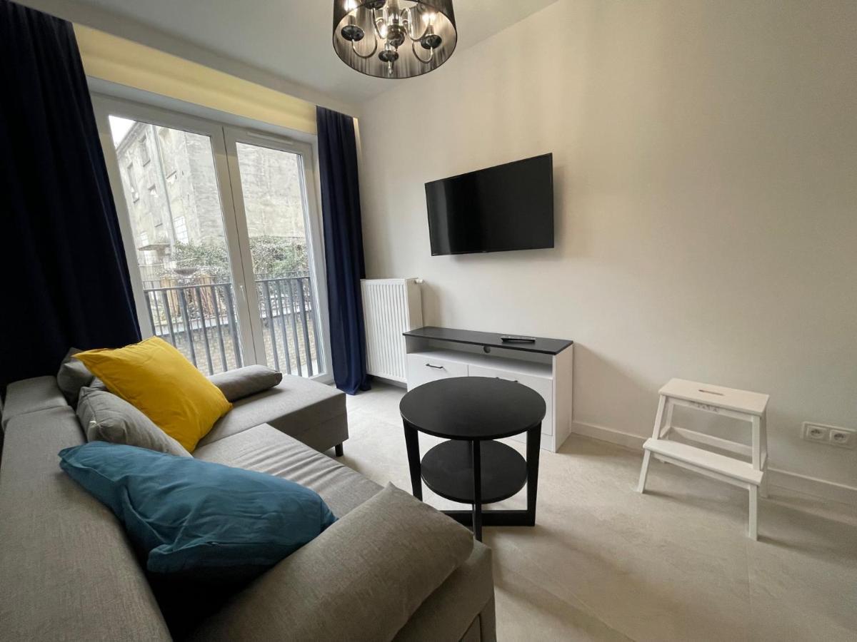 Apartament Smart Kamienica Grochow With Free Parking Varşova Dış mekan fotoğraf