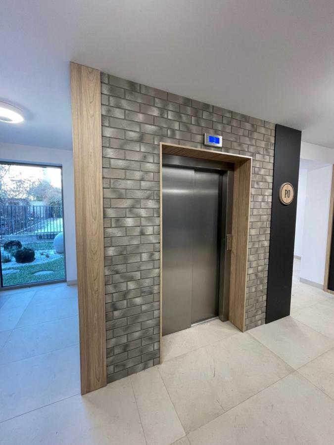 Apartament Smart Kamienica Grochow With Free Parking Varşova Dış mekan fotoğraf