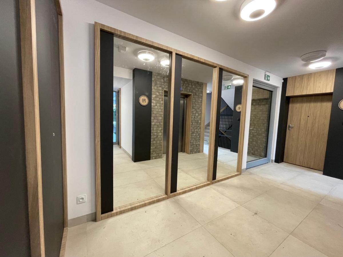 Apartament Smart Kamienica Grochow With Free Parking Varşova Dış mekan fotoğraf